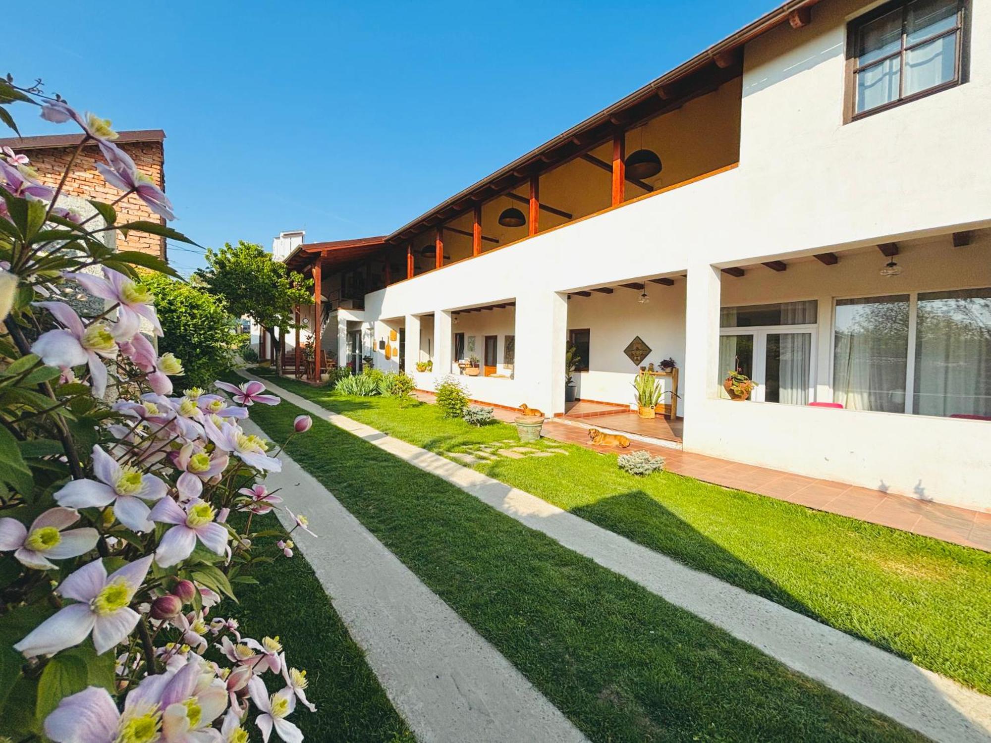Elma Guesthouse Alba Iulia Exterior foto